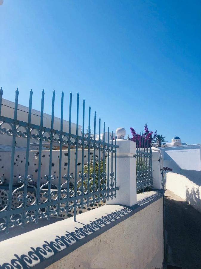 Amaryllis Suites Santorini Fira  Exterior photo